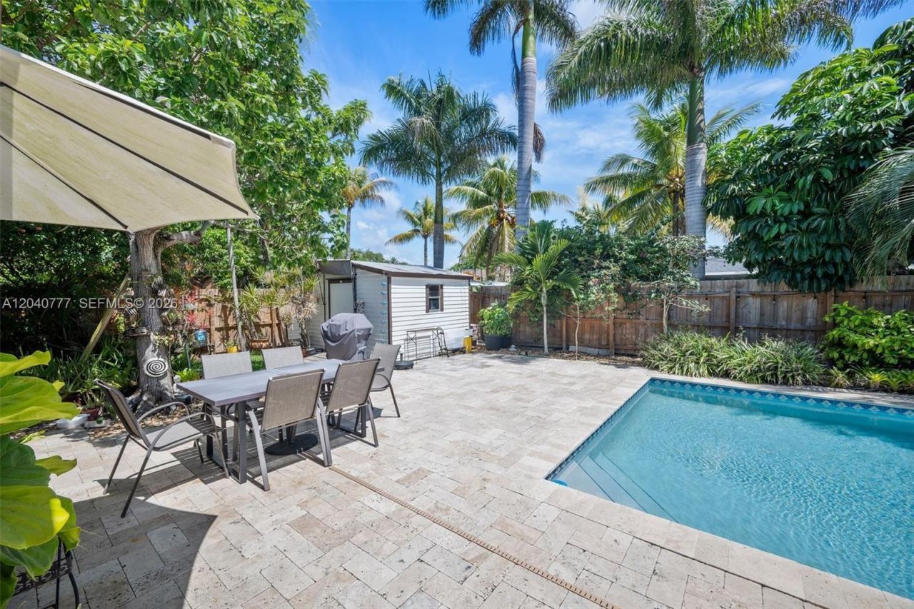 9241 SW 183rd Ter, Palmetto Bay, FL 33157 Photo