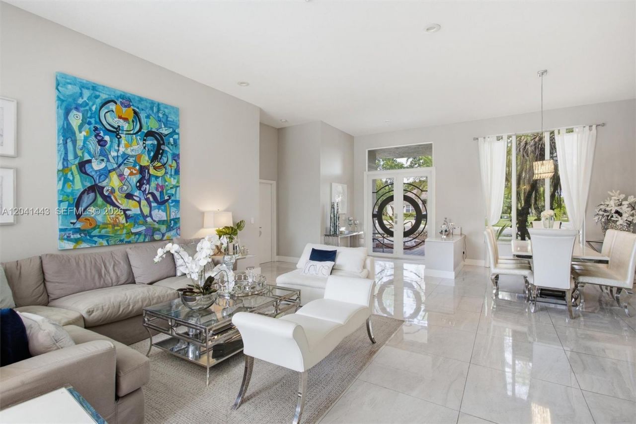 241 Fairmont Way, Weston, FL 33326 Photo