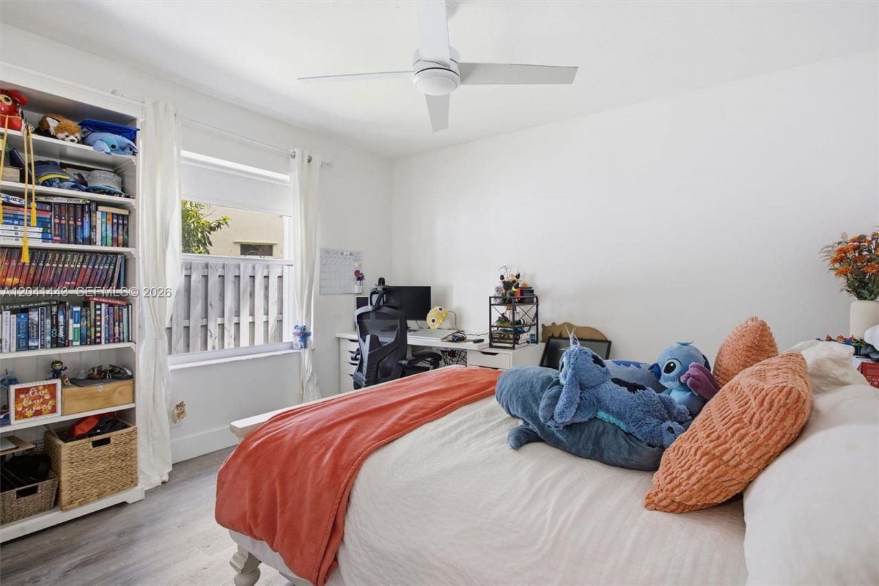 241 Fairmont Way, Weston, FL 33326 Photo