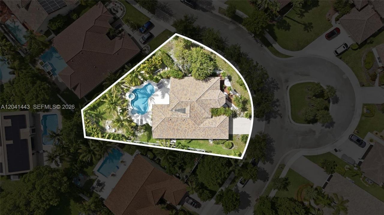 241 Fairmont Way, Weston, FL 33326 Photo