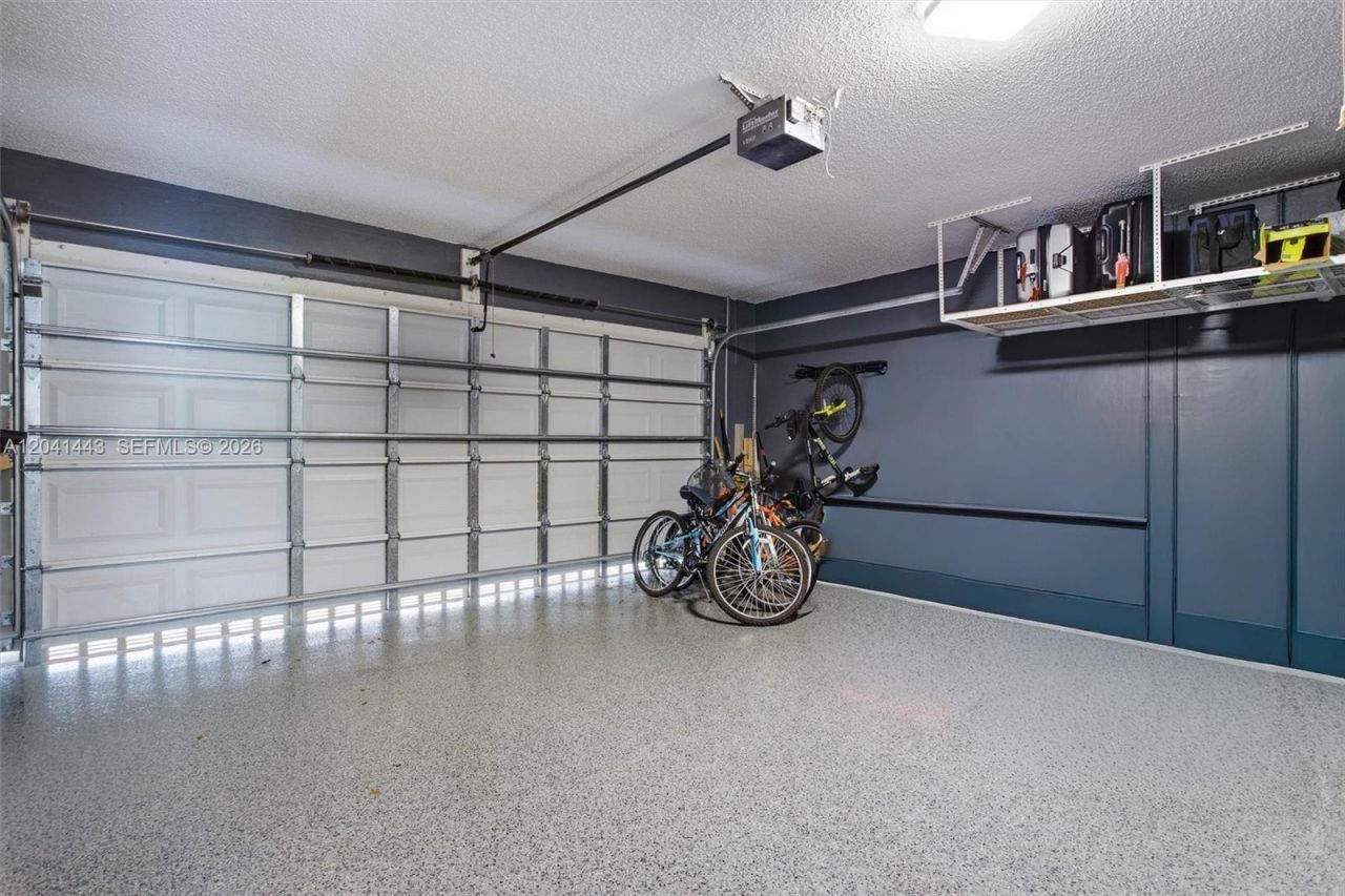 241 Fairmont Way, Weston, FL 33326 Photo