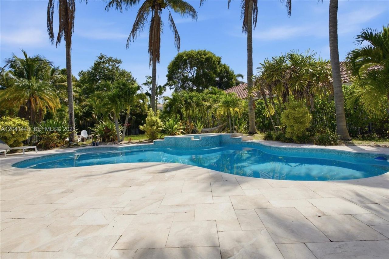 241 Fairmont Way, Weston, FL 33326 Photo