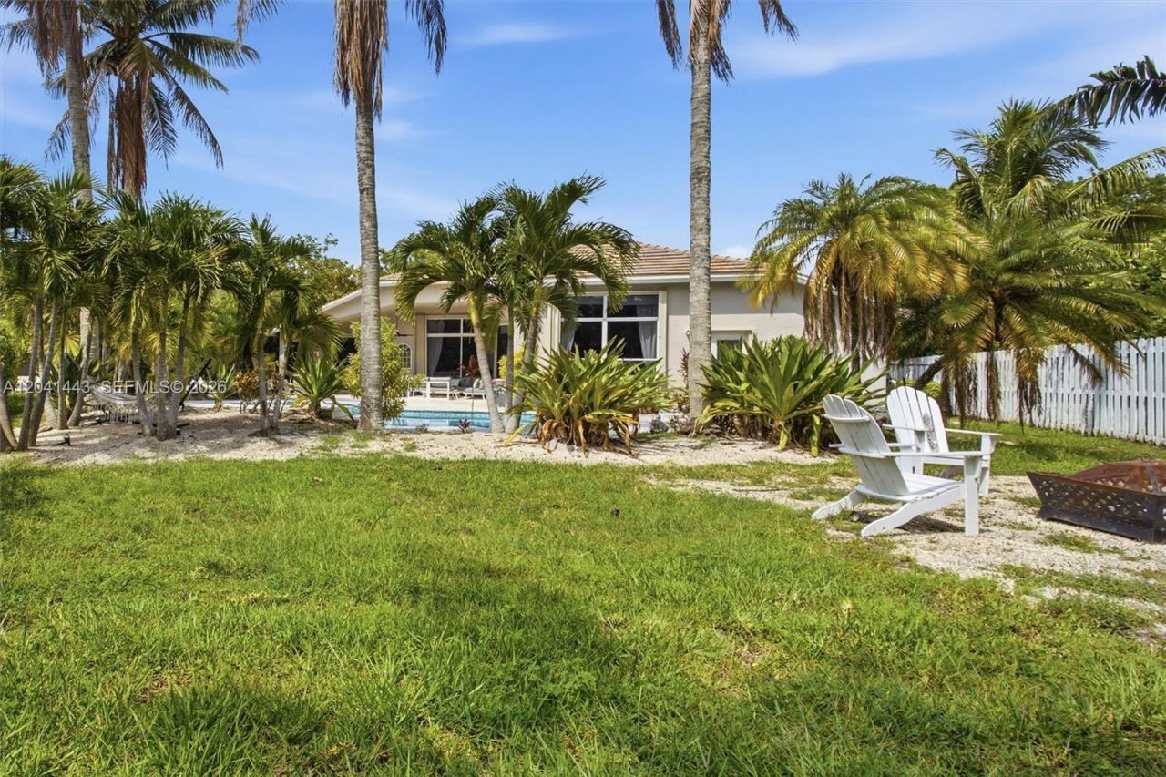 241 Fairmont Way, Weston, FL 33326 Photo