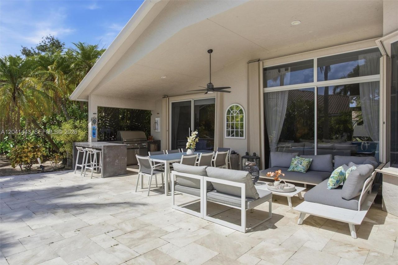 241 Fairmont Way, Weston, FL 33326 Photo