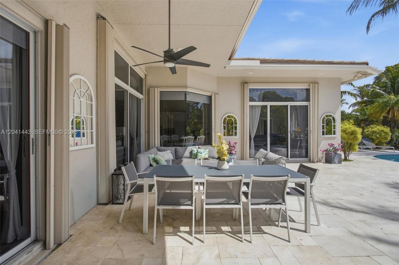 241 Fairmont Way, Weston, FL 33326 Photo