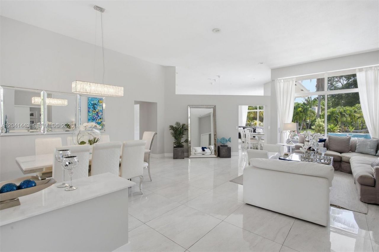 241 Fairmont Way, Weston, FL 33326 Photo