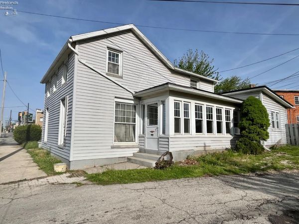 166 W Market Street, Tiffin, OH 44883
