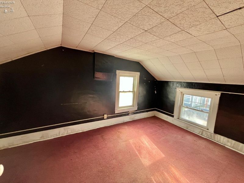 166 W Market Street, Tiffin, OH 44883 Photo 20