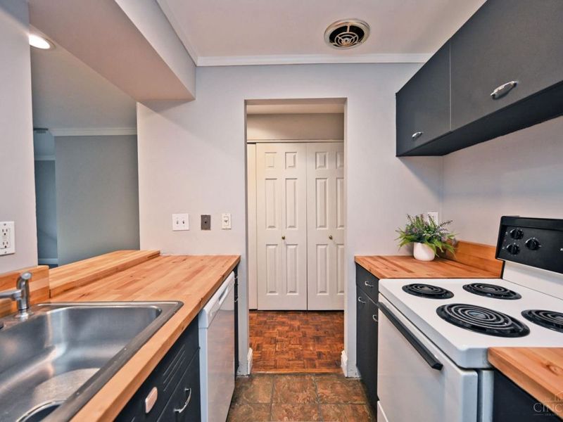 1815 Wm H Taft Road, Unit 202, Cincinnati, OH 45206 Photo 11