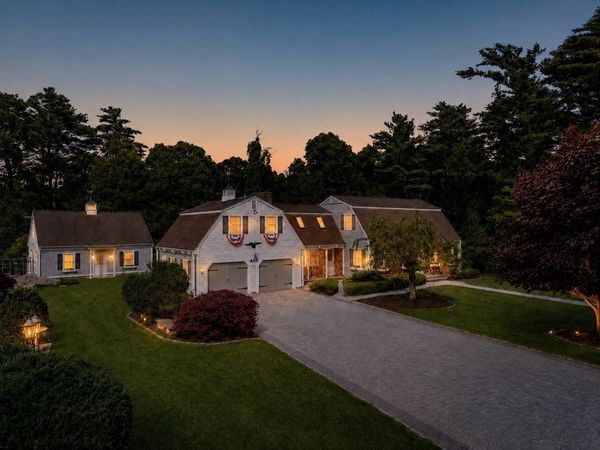 468 Delano Rd, Marion, MA 02738