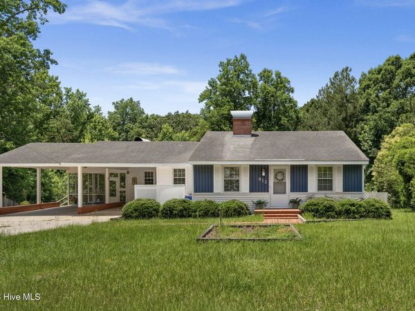 612 David Street, Elizabethtown, NC 28337