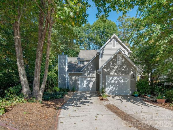 9006 Saint Thomas Lane , Charlotte, NC 28277
