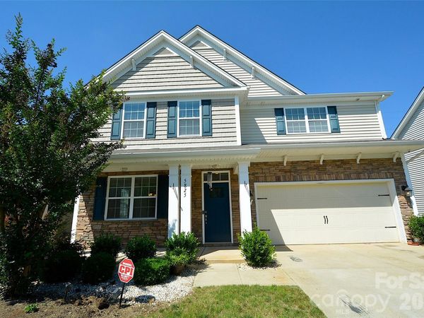 5825 Pepperpike Way, Unit 212, Charlotte, NC 28213