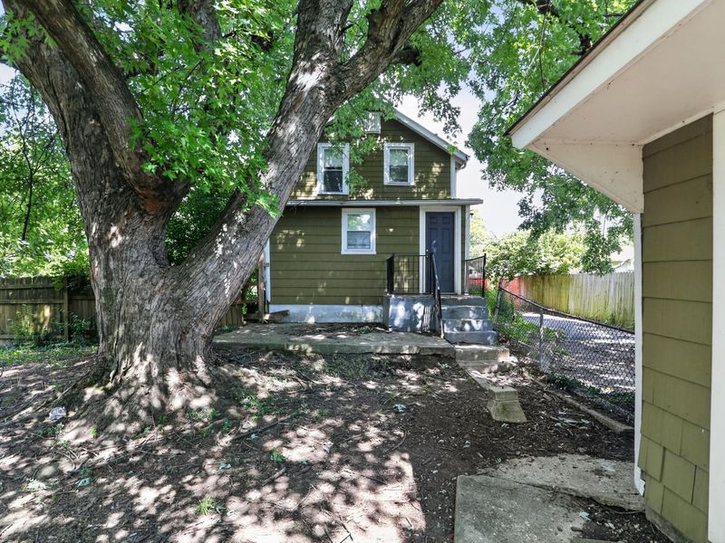 1621 Zettler Road , Columbus, OH 43227 Photo 3