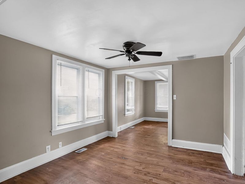 1621 Zettler Road , Columbus, OH 43227 Photo 5