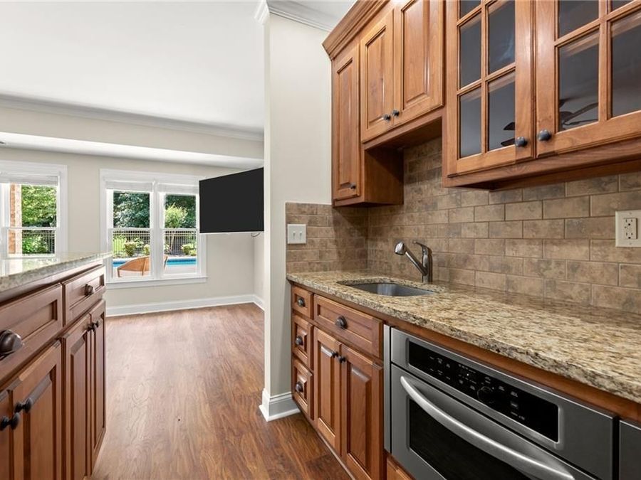 Property Image 38