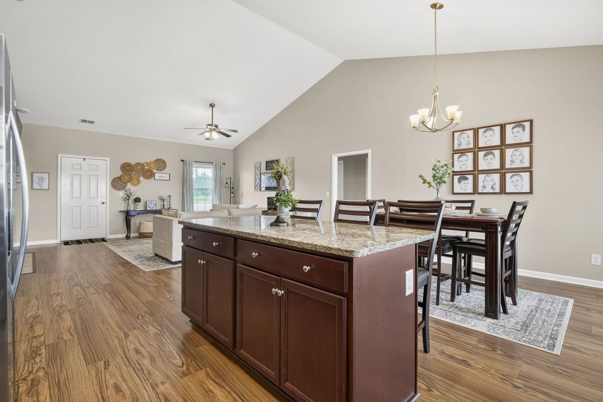 4505 Highway 308 Photo 10