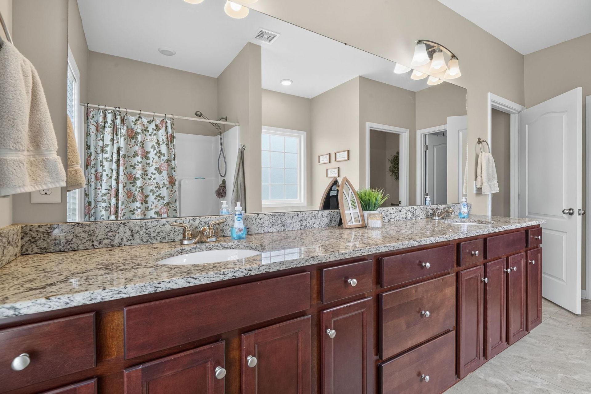 4505 Highway 308 Photo 20