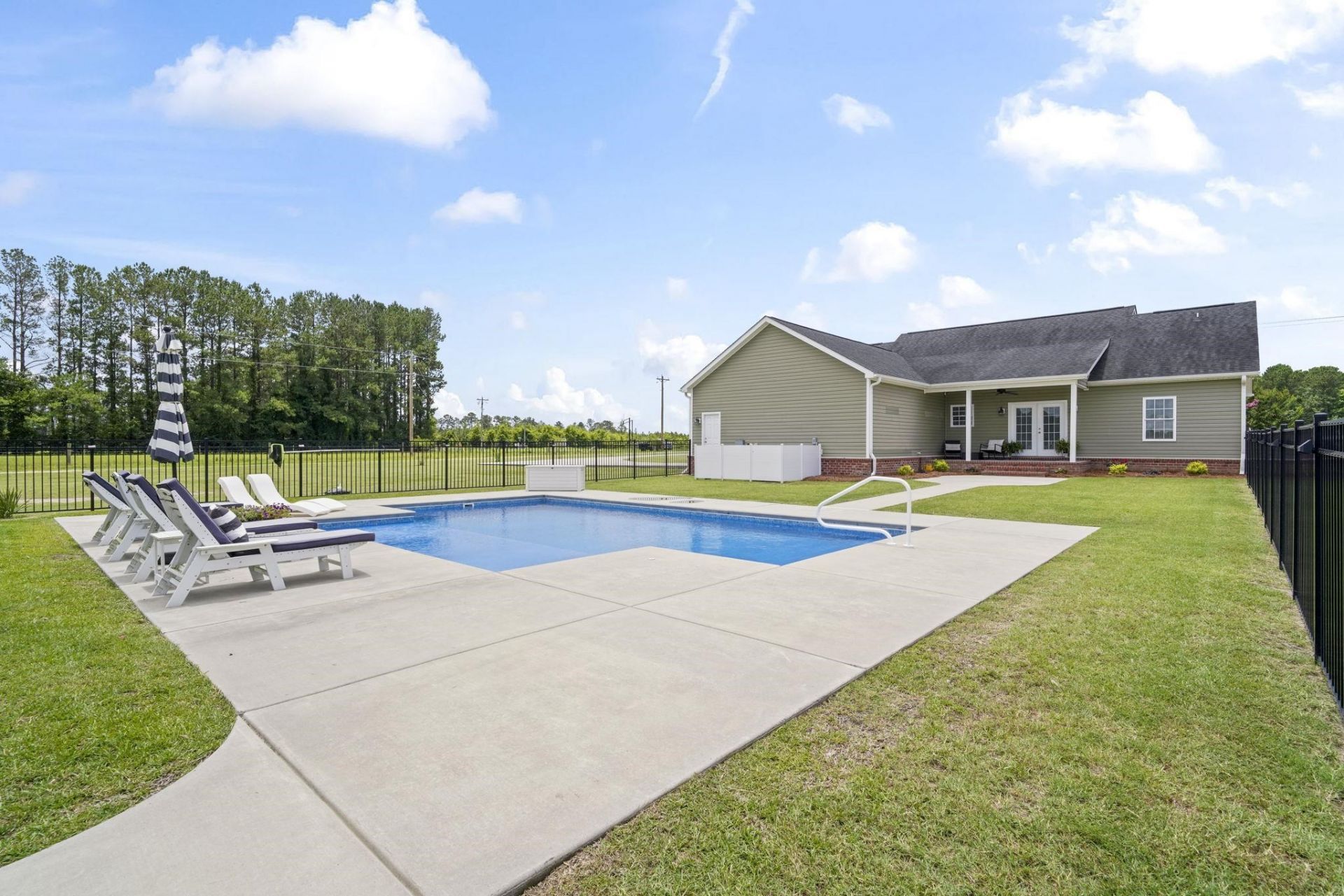 4505 Highway 308 Photo 32