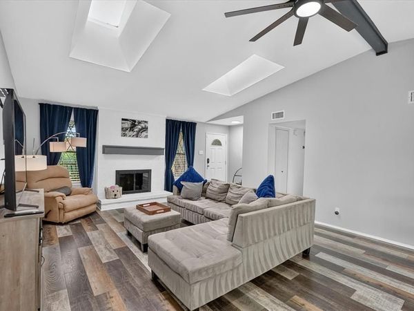 2806 Holy Cross Lane, Garland, TX 75044