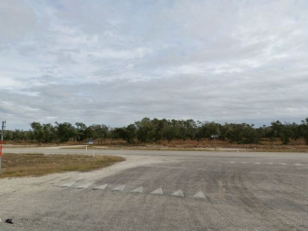 704 HIGHWAY 35 S, Rockport, TX 78382
