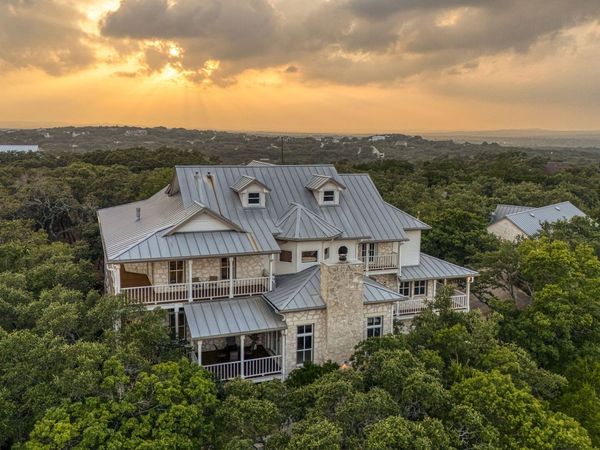 7419 SECRETARIAT LN, Fair Oaks Ranch, TX 78015