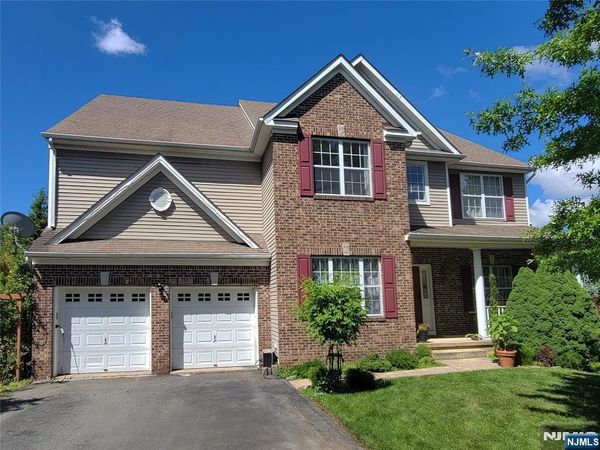 479 Black Bear Path, Jefferson Township, NJ 07849