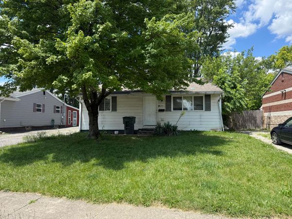 923 Wedgewood Drive , Columbus, OH 43228