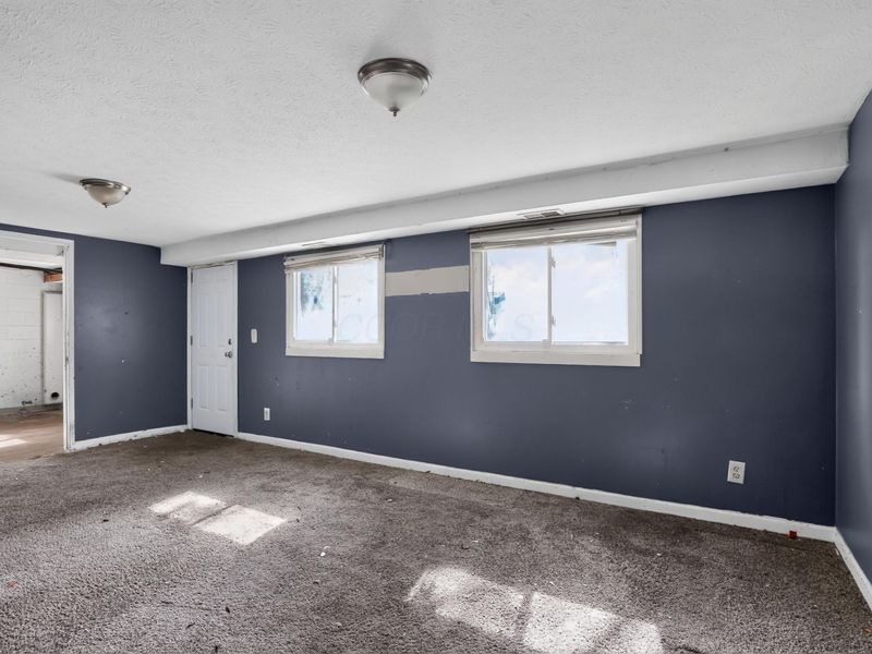 923 Wedgewood Drive , Columbus, OH 43228 Photo 20