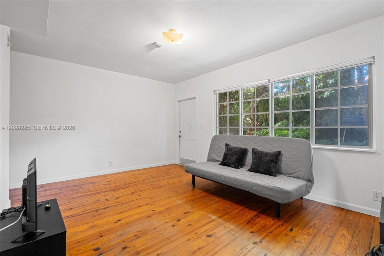 840 Lenox Ave , Unit 3, Miami Beach, FL 33139 Photo