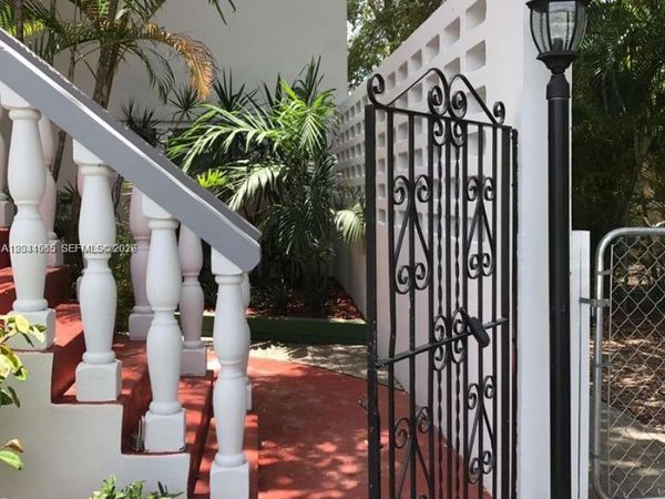 13335 Arch Creek Rd , Unit 4, North Miami, FL 33181