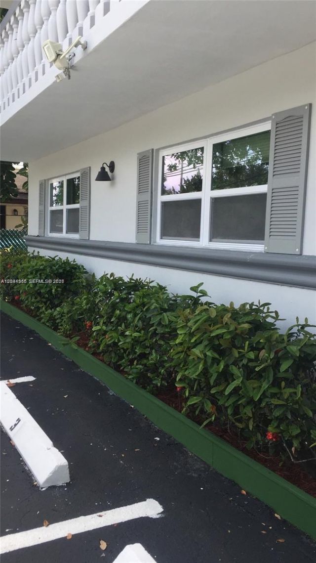 13335 Arch Creek Rd , Unit 4, North Miami, FL 33181 Photo