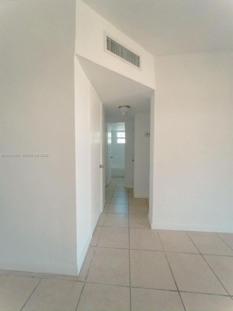 13335 Arch Creek Rd, Unit 5, North Miami, FL 33181 Photo