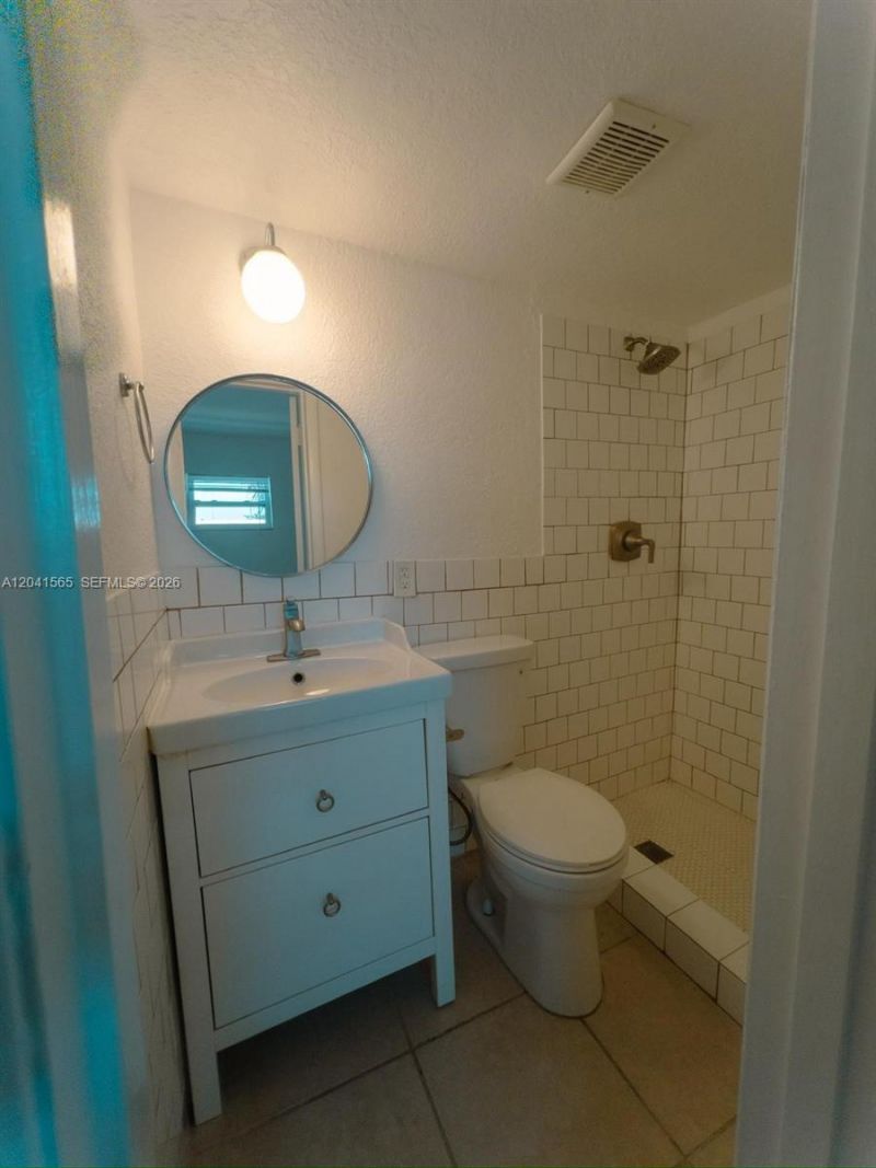 13335 Arch Creek Rd, Unit 5, North Miami, FL 33181 Photo
