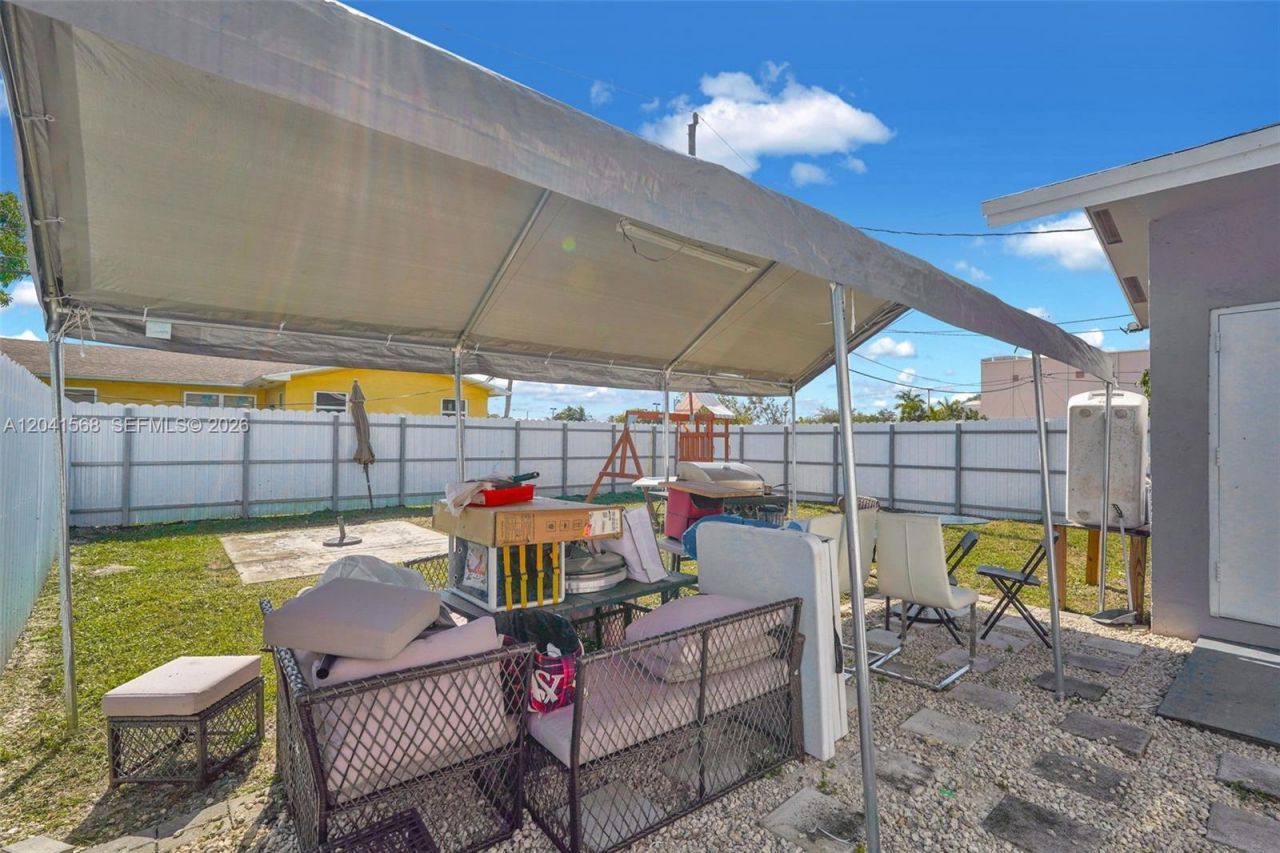 3280 NW 213th Ter , Miami Gardens, FL 33056 Photo
