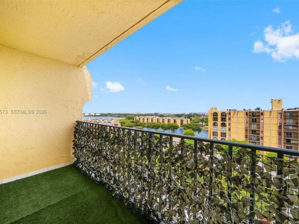 4801 NW 7th St, Unit 803-16, Miami, FL 33126