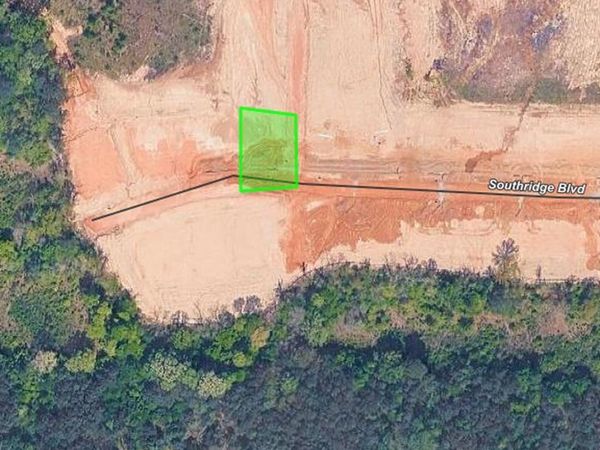 136 Southridge Boulevard , Arkadelphia, AR 71923