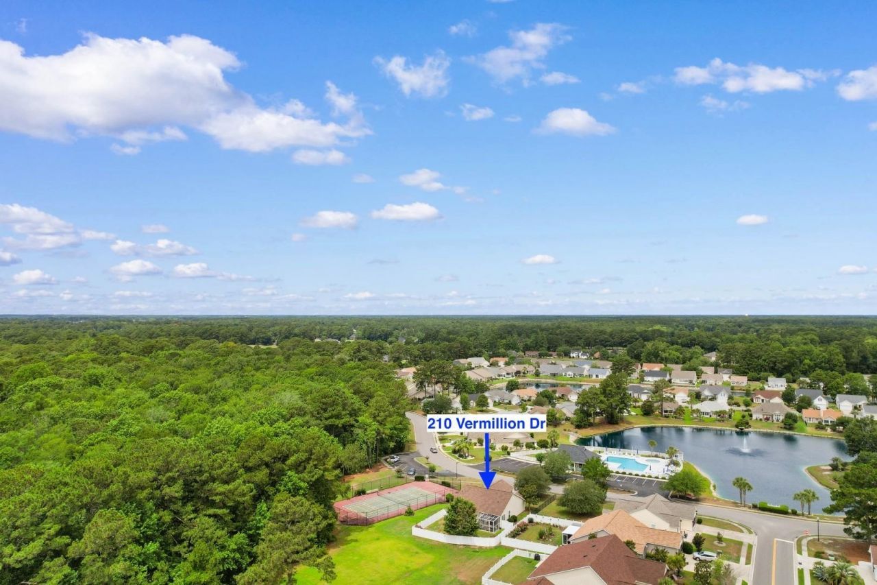 210 Vermillion Dr. Photo 34