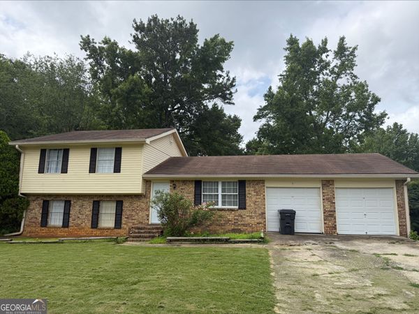 941 Cochise Trail SE, Conyers, GA 30094