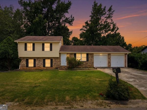 941 Cochise Trail SE, Conyers, GA 30094