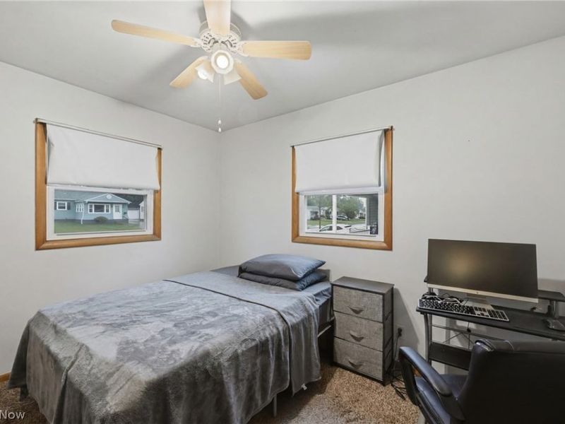 404 Elizabeth Street, Hubbard, OH 44425 Photo 18