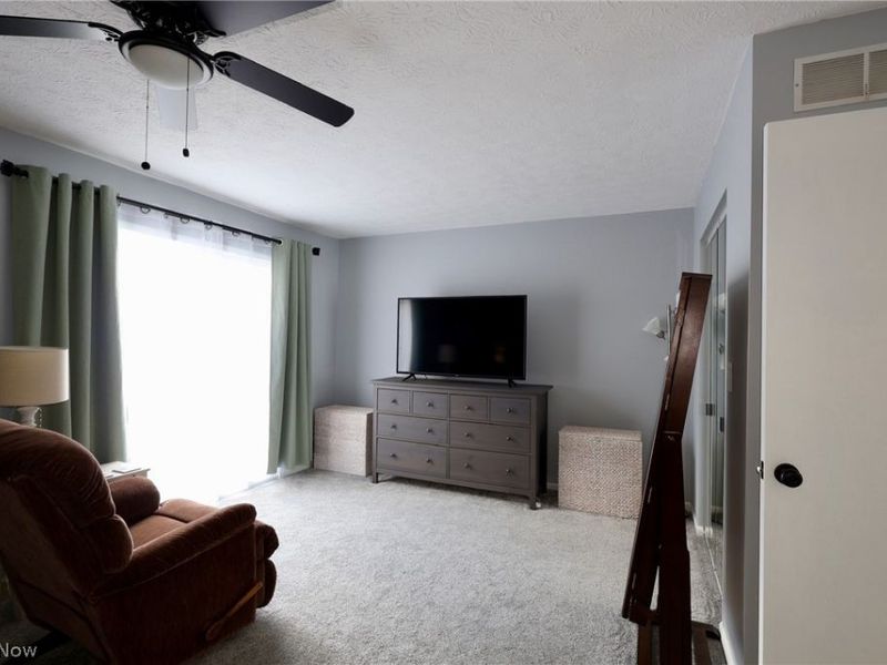 3389 Ivy Hill Circle, Unit D, Cortland, OH 44410 Photo 14