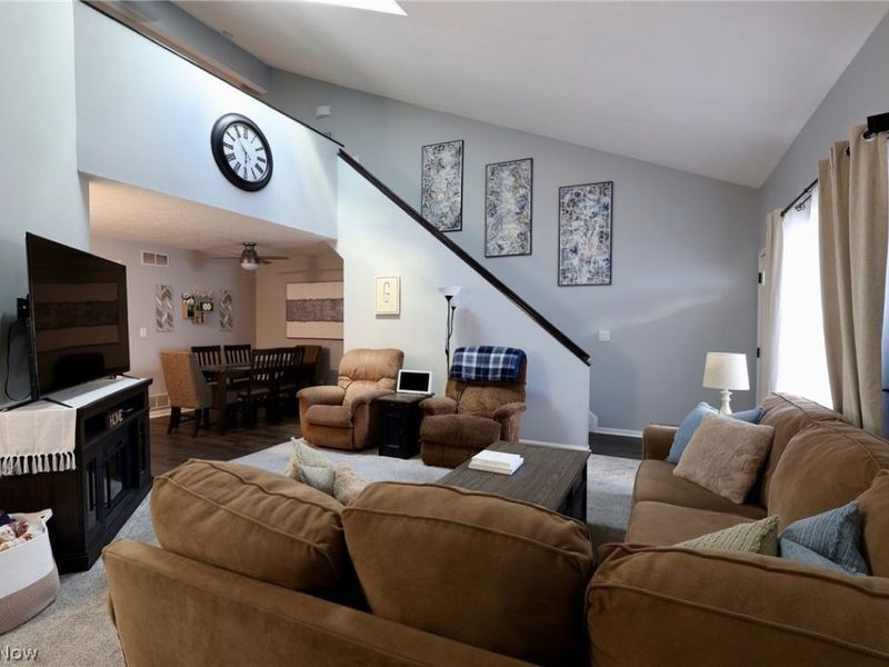 3389 Ivy Hill Circle, Unit D, Cortland, OH 44410 Photo 2
