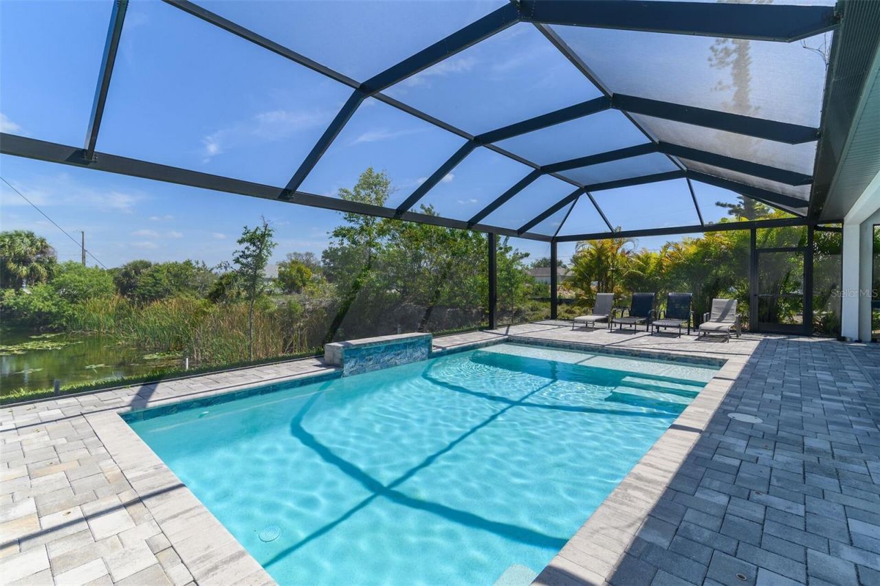 635 NE 7th Terrace , Cape Coral, FL 33909 Photo