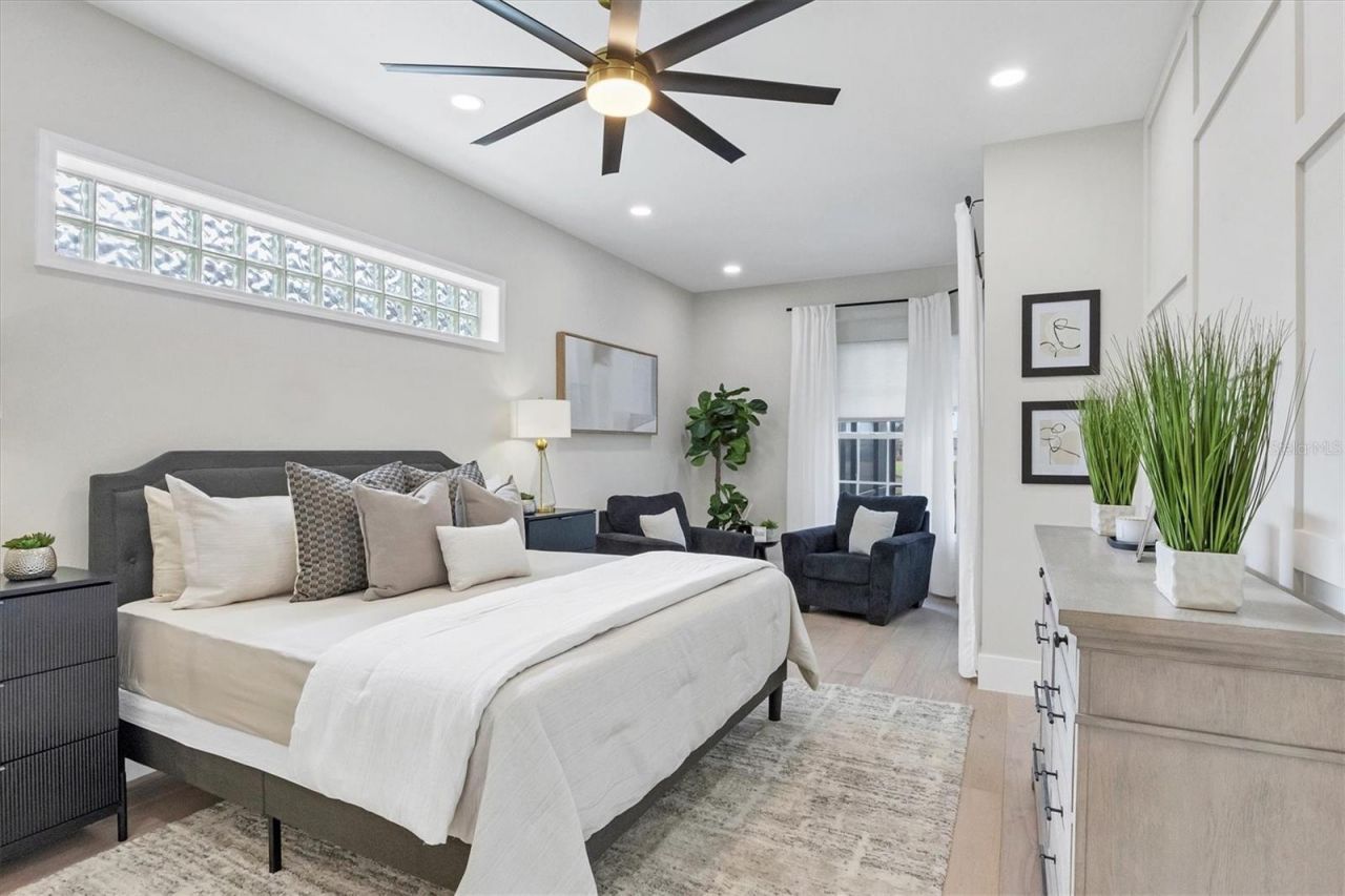 10114 Glenmore Avenue , Bradenton, FL 34202 Photo