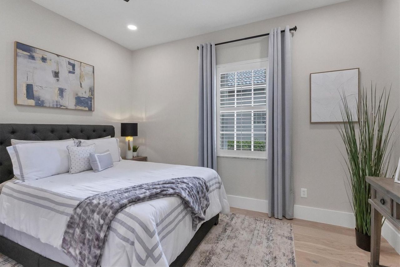 10114 Glenmore Avenue , Bradenton, FL 34202 Photo