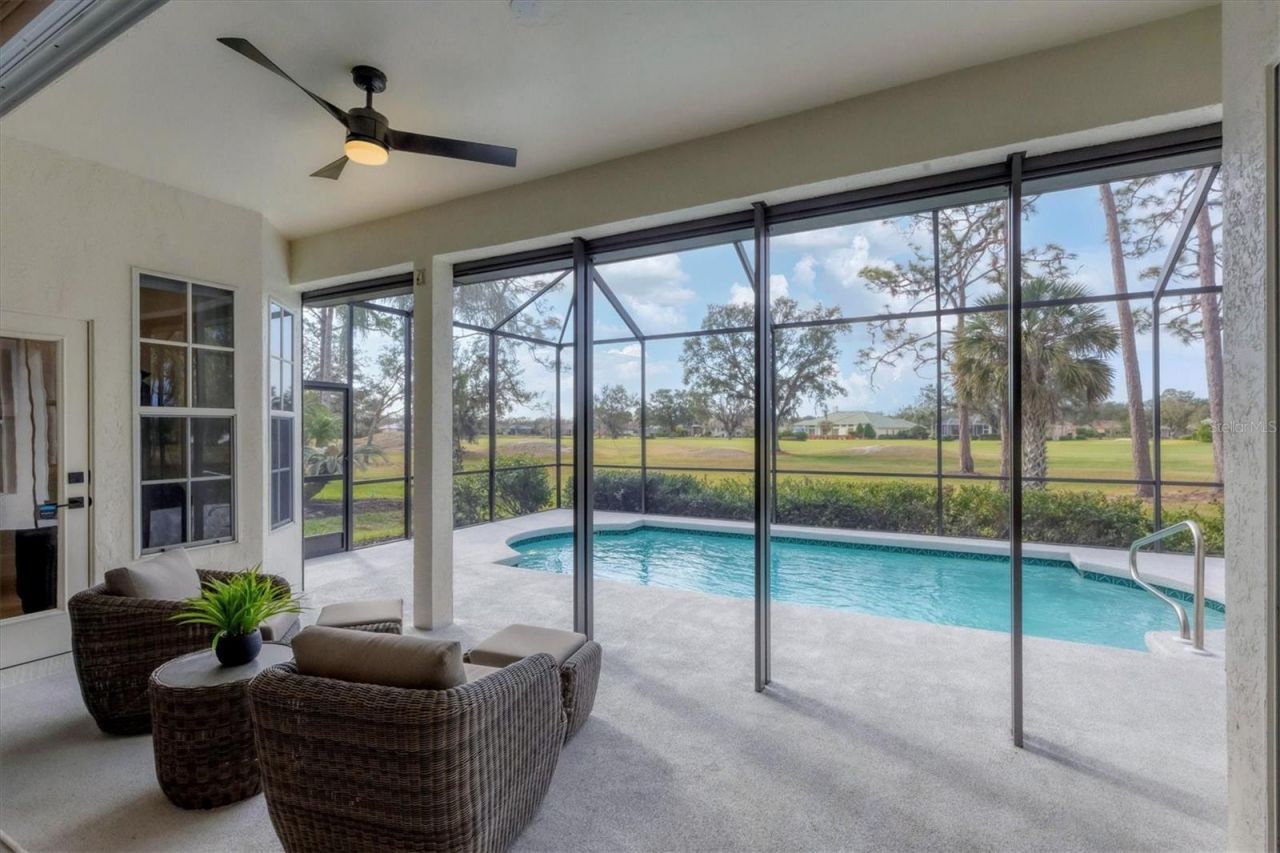 10114 Glenmore Avenue , Bradenton, FL 34202 Photo