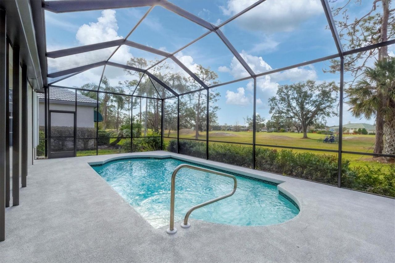 10114 Glenmore Avenue , Bradenton, FL 34202 Photo