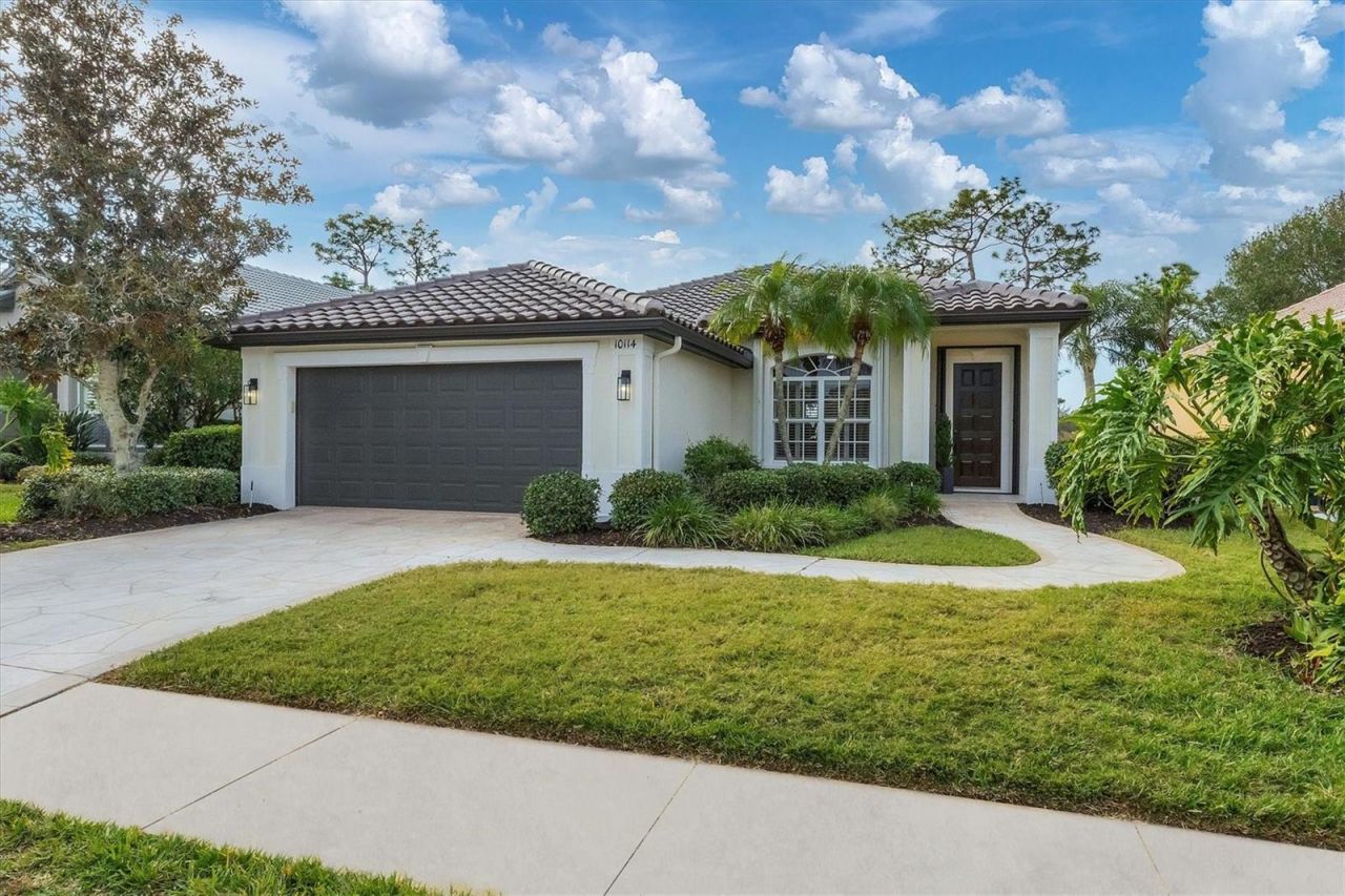 10114 Glenmore Avenue , Bradenton, FL 34202 Photo