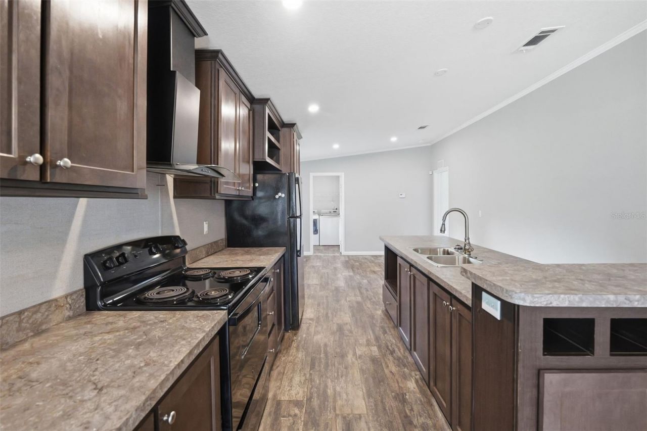 7239 Rooks Drive, Wesley Chapel, FL 33545 Photo